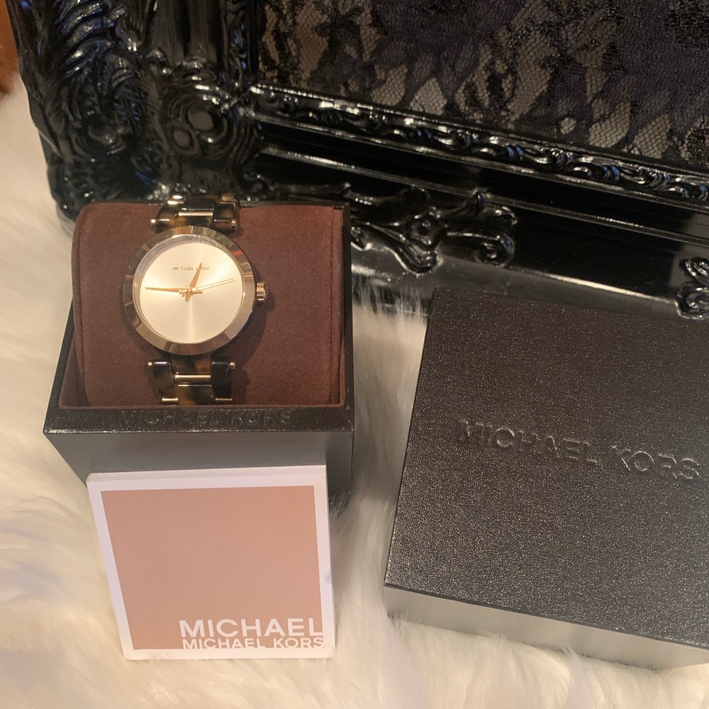 Michael kors Watch💕